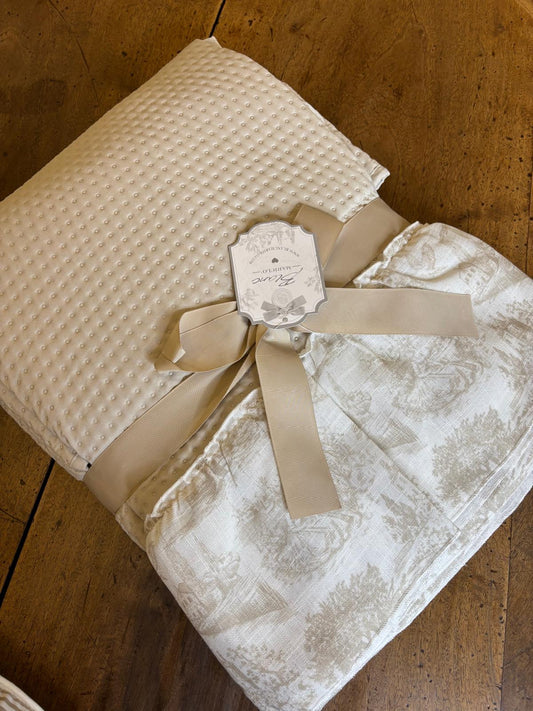 Trapunta Toile Collection