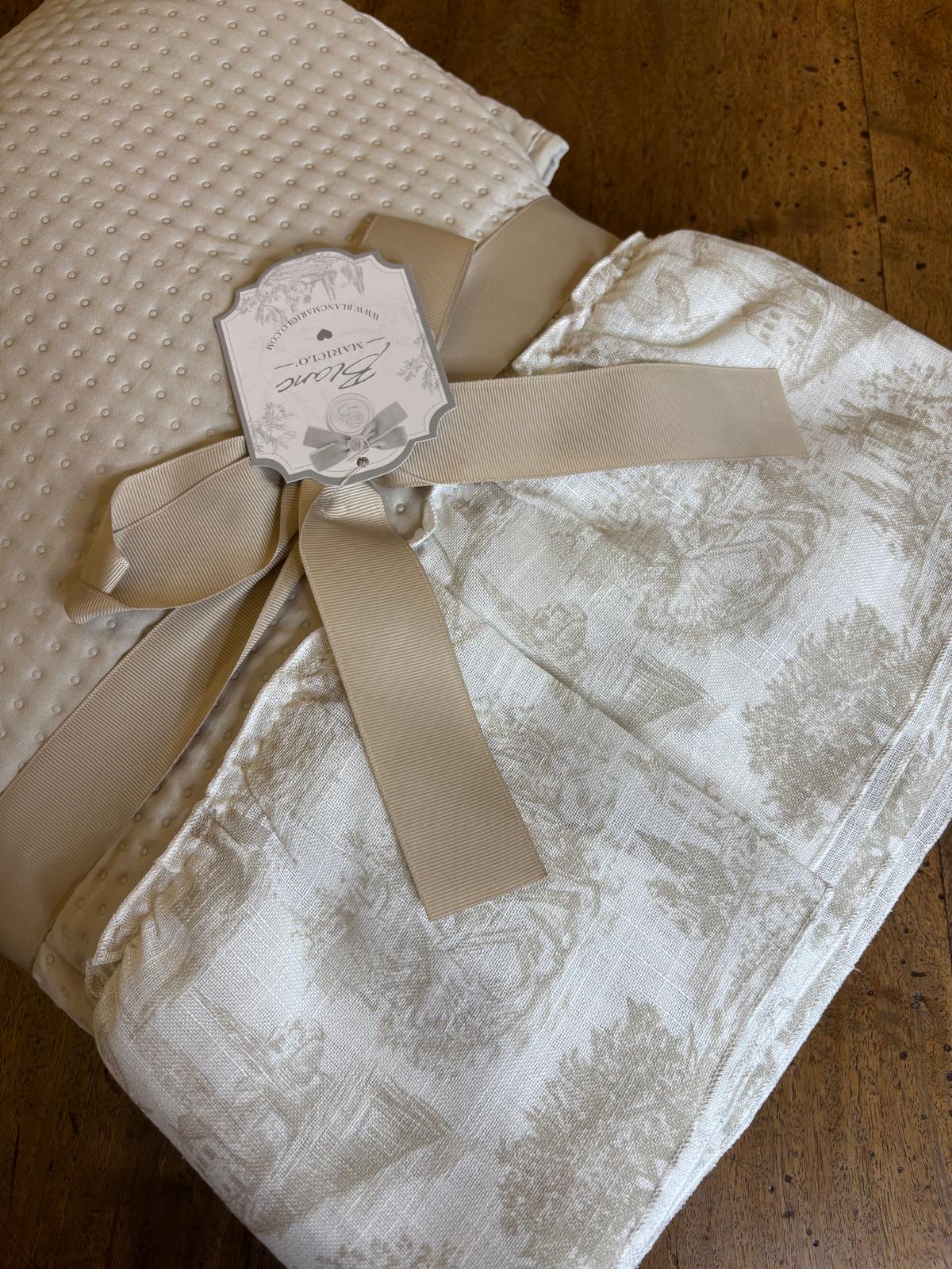 Trapunta Toile Collection