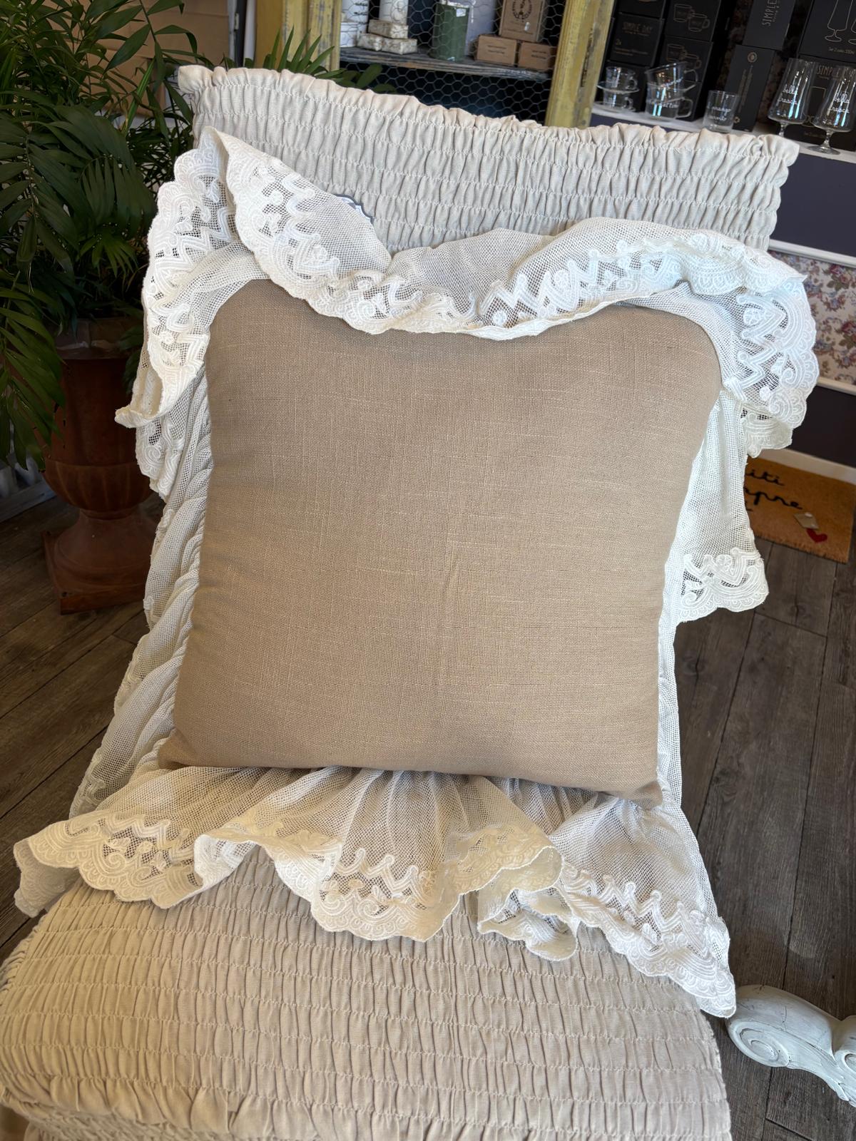 CUSCINI CON PIZZO